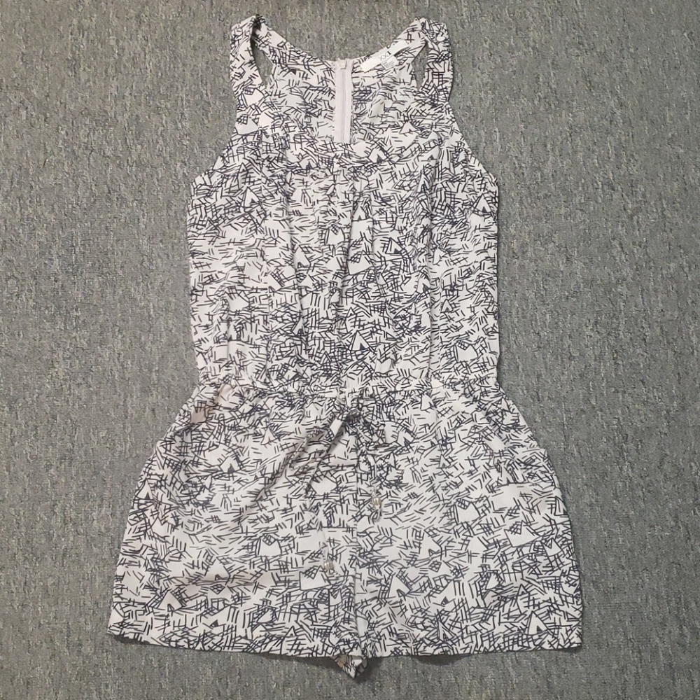 Forever 21 cream/black romper, Size Small